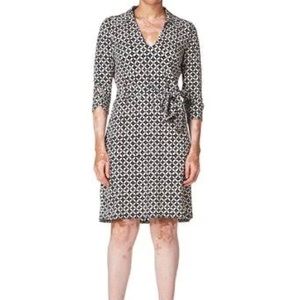 Bisou bisou wrap geometric dress